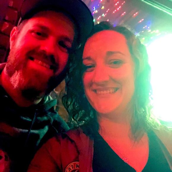 Meet your Posher, Sara - Picture 1 of 1